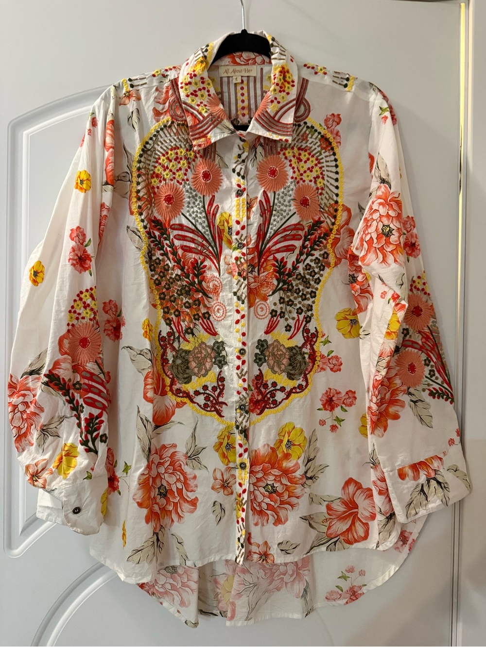 All All About Her Floral Button-Front Shirt - embroidered Floral Print L